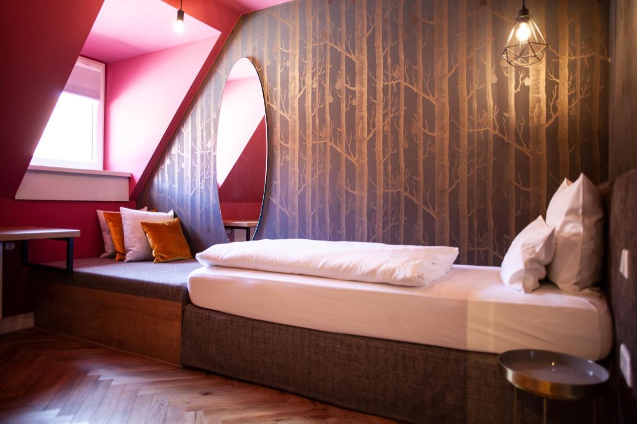 Bayerischer Hof อินโกลชตัดต์ ภายนอก รูปภาพ